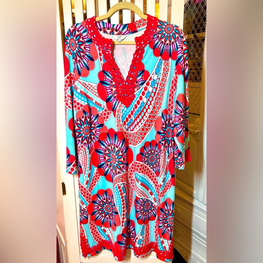 Cute summer dress size 0X shades of pink white & blue. NEVER WORN!!!